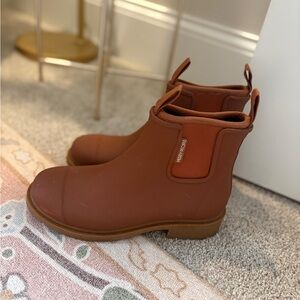 Rusty Brown Chelsea Boots